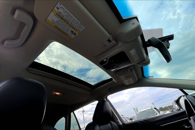 Used 2021 Subaru Outback Limited image 22