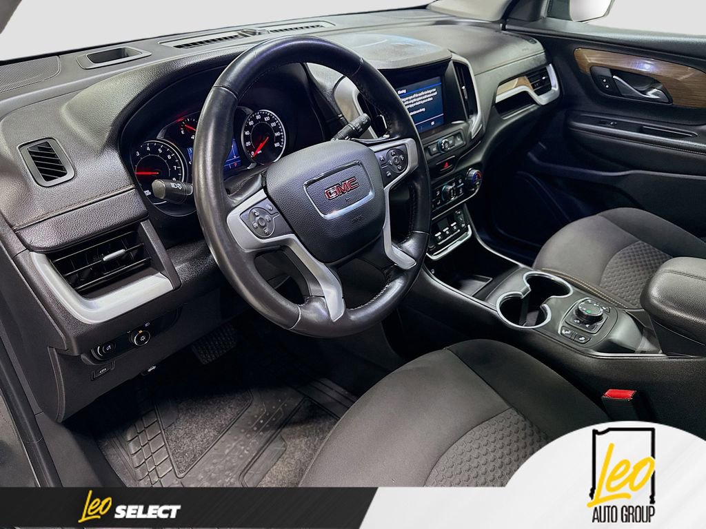 Used 2021 GMC Terrain SLE w/ Driver Convenience Package image 9