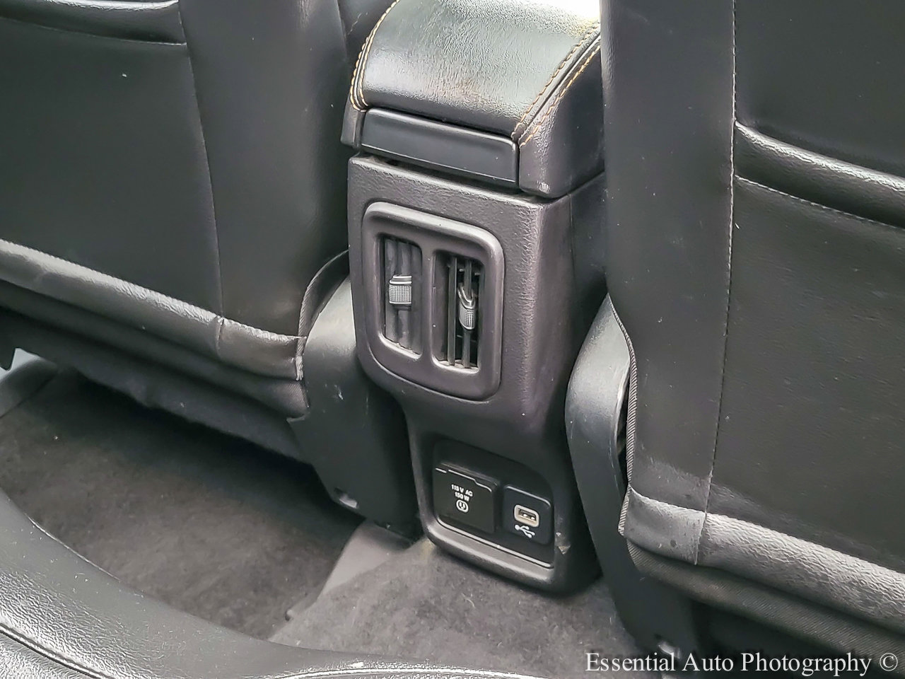 Used 2019 Jeep Compass Limited image 26