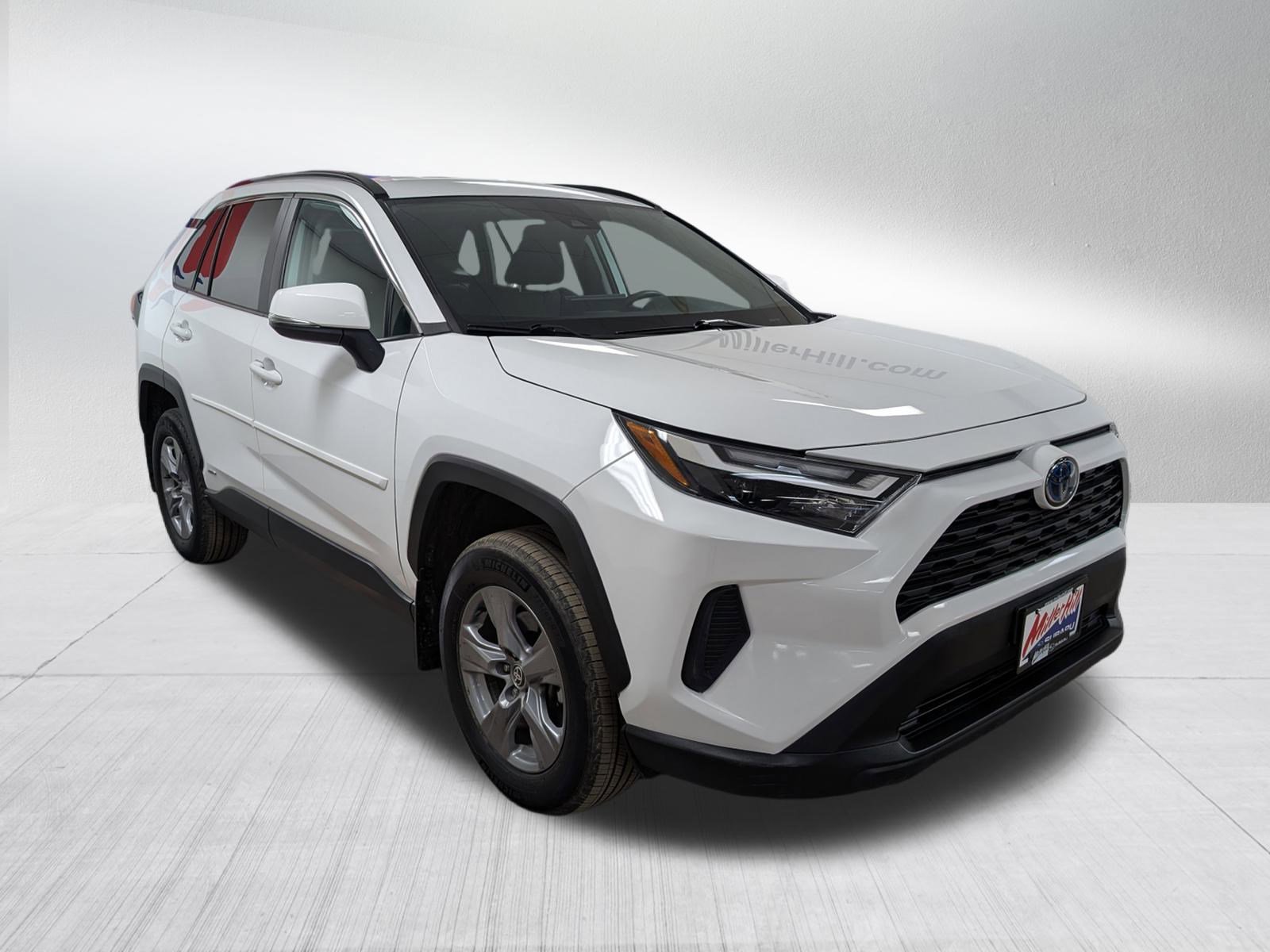 Used 2022 Toyota RAV4 XLE image 7