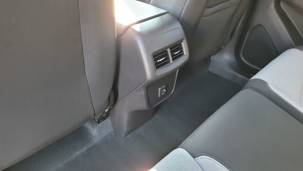 Used 2022 Chevrolet Equinox LT image 26