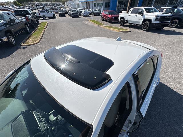 Used 2019 Honda Accord Touring image 12