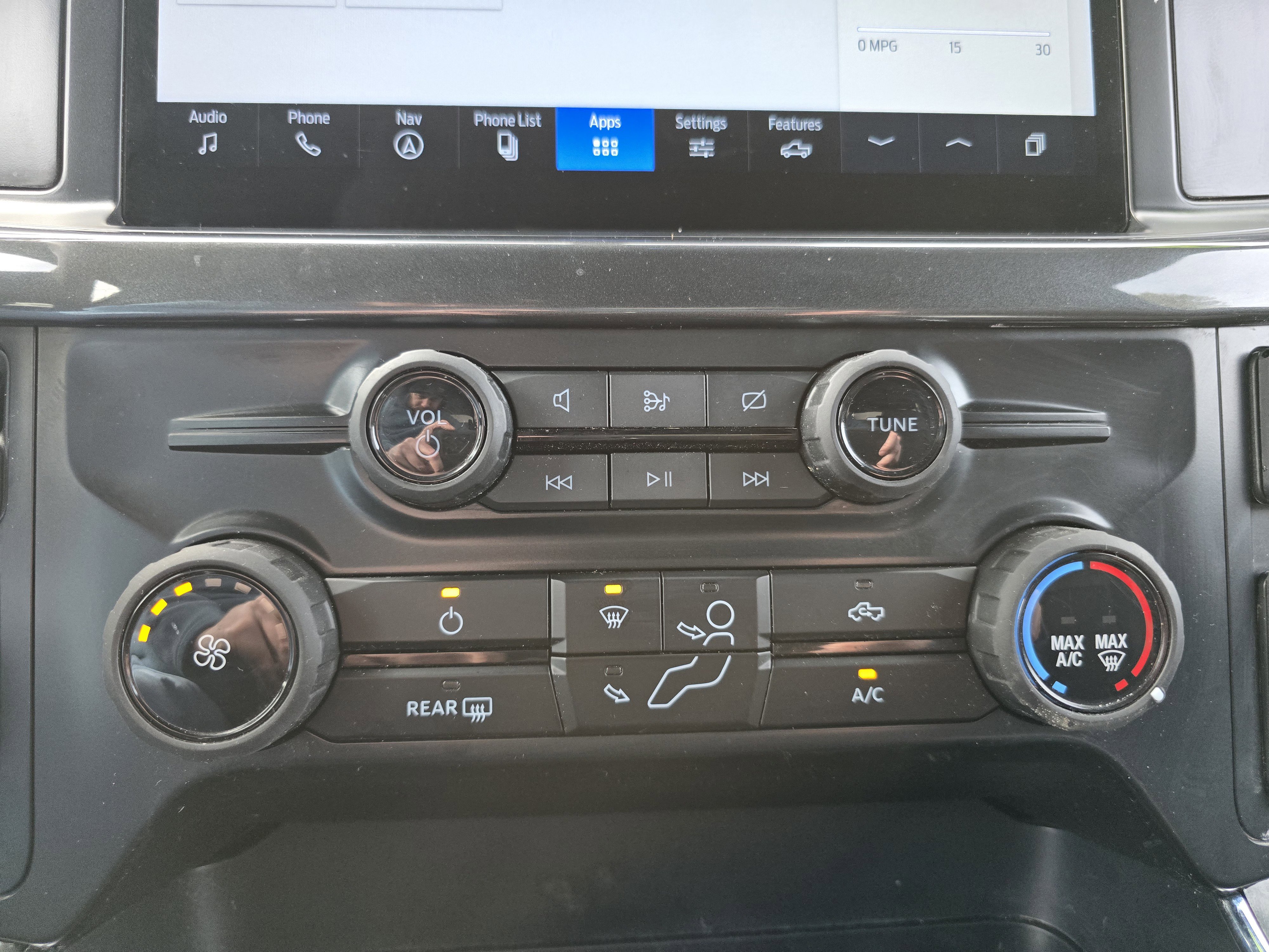 Used 2024 Ford F150 STX image 28