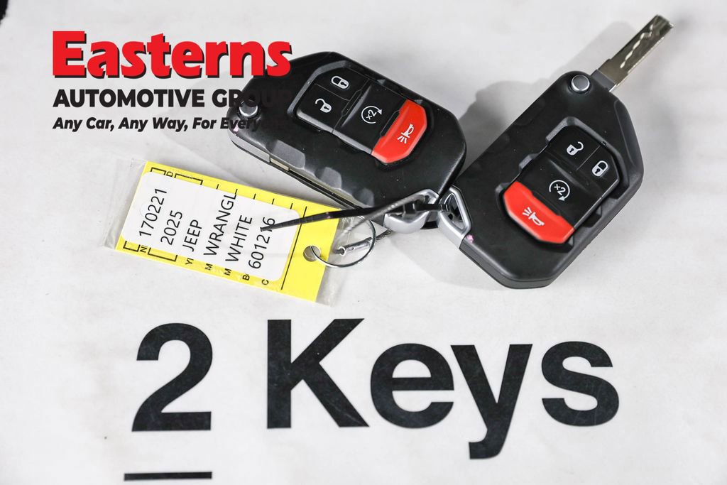 Used 2025 Jeep Wrangler Unlimited Sahara AWD/4WD image 22