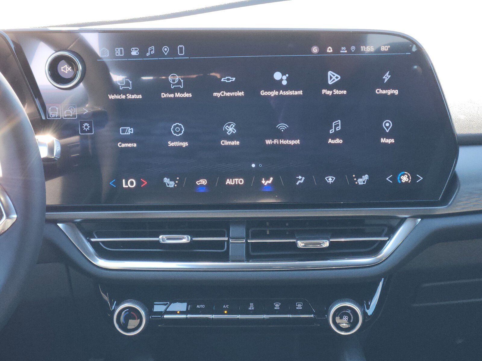 New 2026 Chevrolet Equinox EV LT w/ Comfort Package AWD/4WD image 9