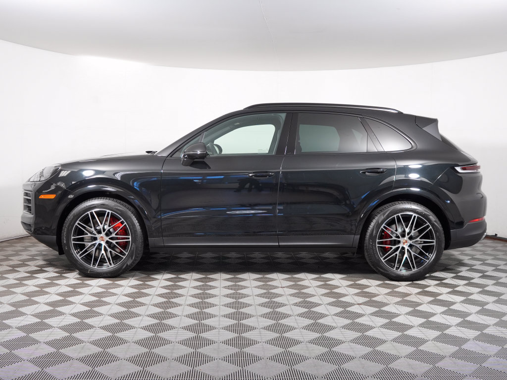 New 2026 Porsche Cayenne S AWD/4WD image 2