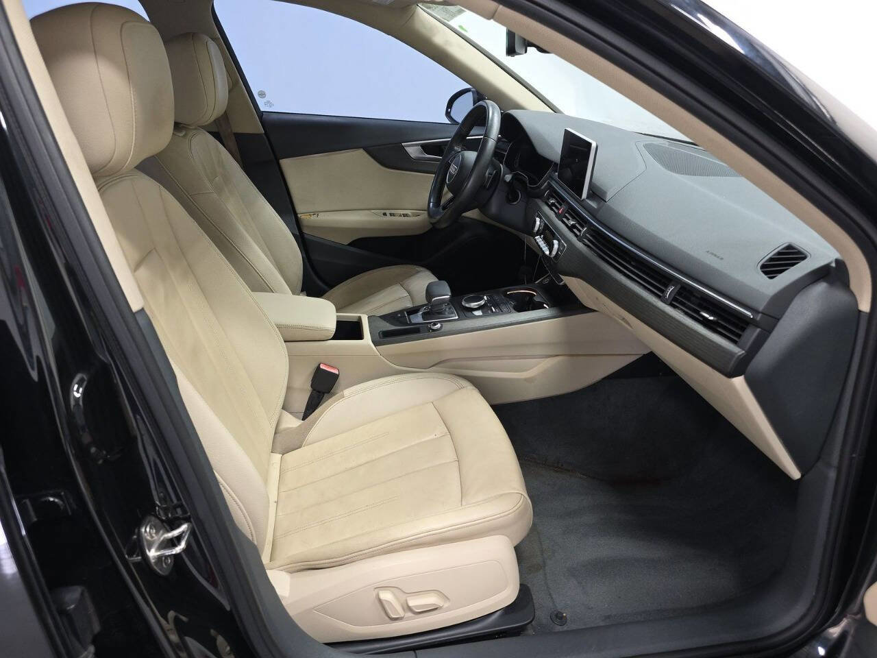 Used 2018 Audi A4 2.0T Ultra Premium w/ 18" Wheel Package image 3