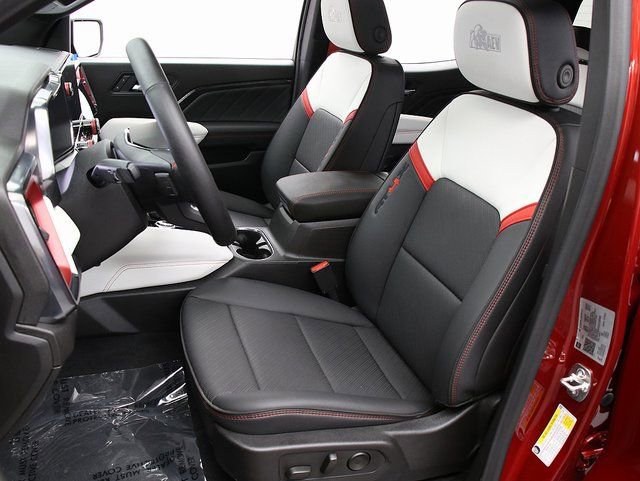 New 2025 GMC Canyon AT4 w/ AT4X AEV Edition AWD/4WD image 11