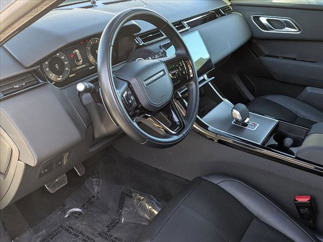 Certified 2025 Land Rover Range Rover Velar Dynamic SE image 10