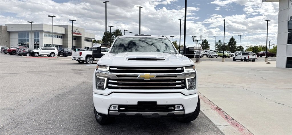 Used 2022 Chevrolet Silverado 2500 High Country w/ LPO, Hitch Package image 3