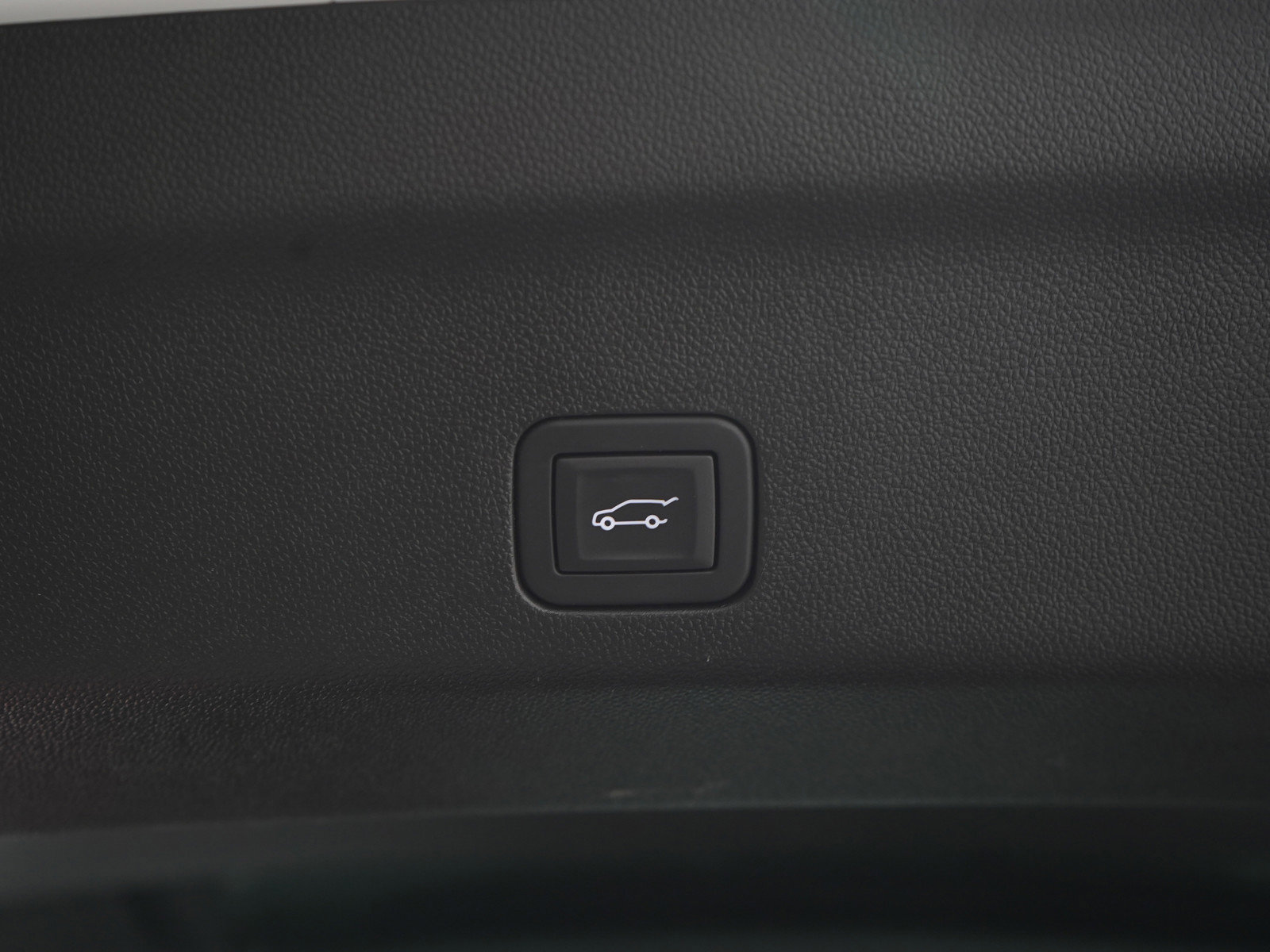 Used 2025 GMC Yukon Denali AWD/4WD image 21
