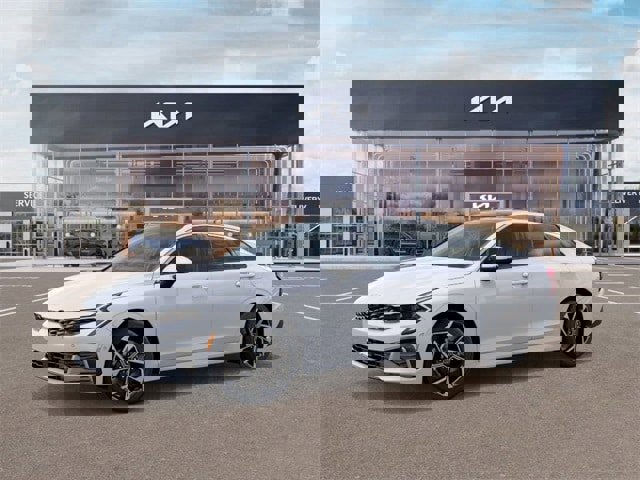 New 2026 Kia K5 EX image 3