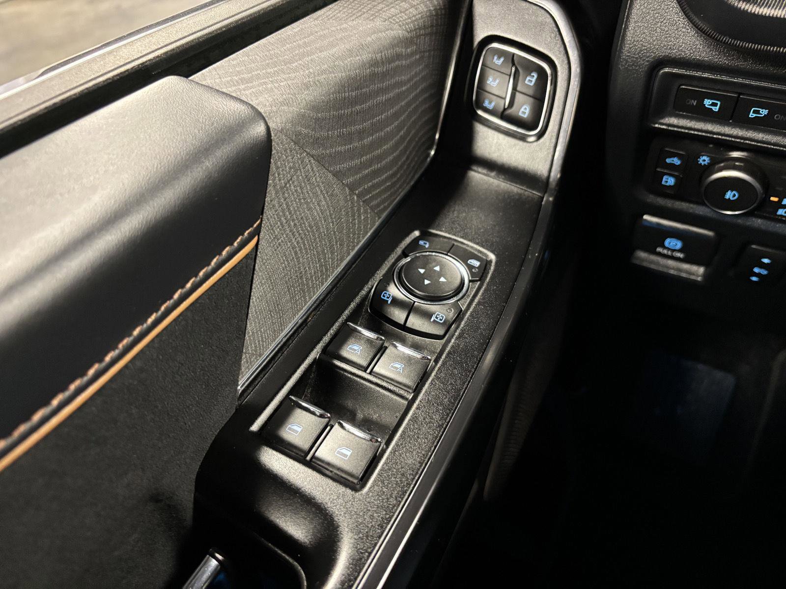 Certified 2021 Ford F150 Platinum w/ Equipment Group 701A High image 28