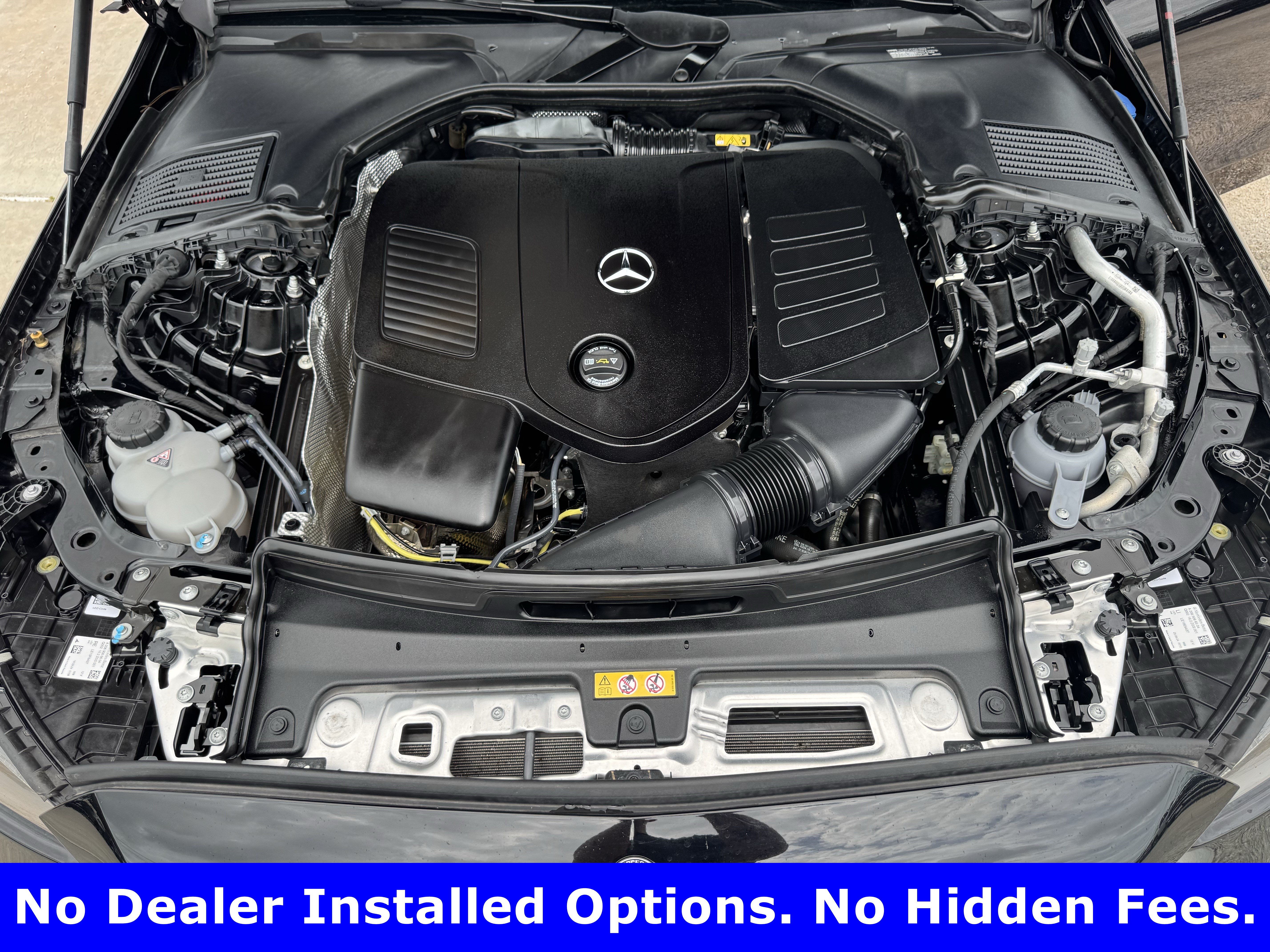 Used 2025 Mercedes-Benz C 300 4MATIC Sedan image 32
