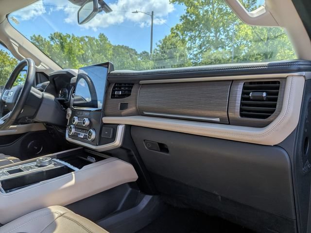 Used 2024 Ford Expedition Limited RWD image 48