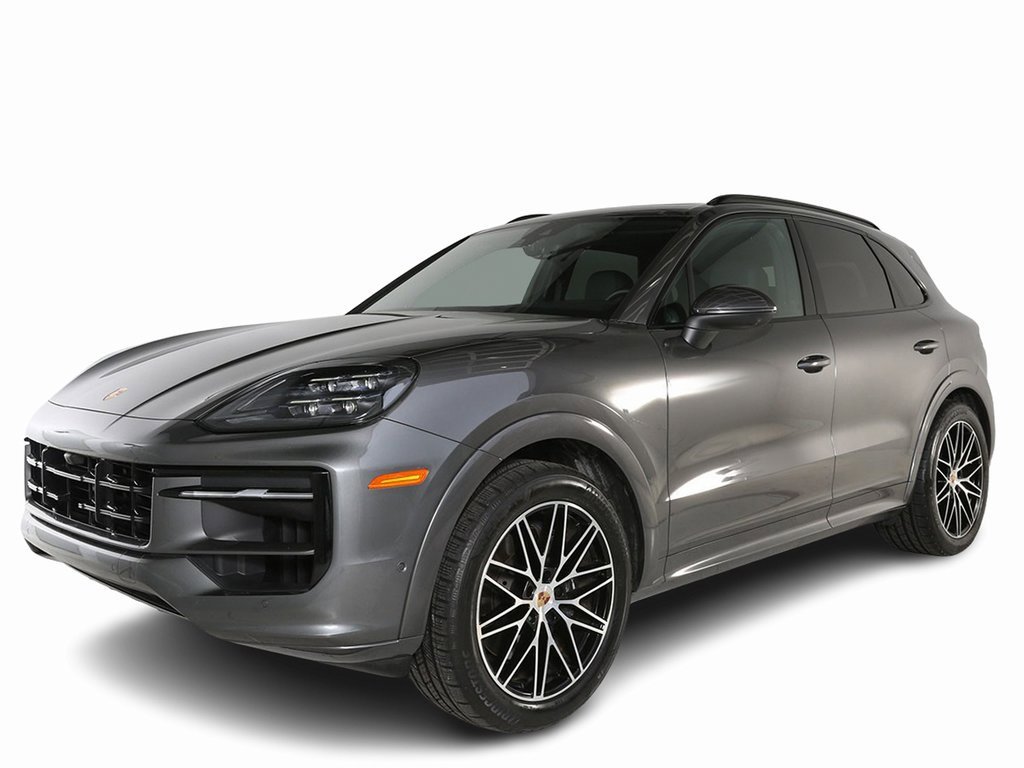 Used 2025 Porsche Cayenne image 3