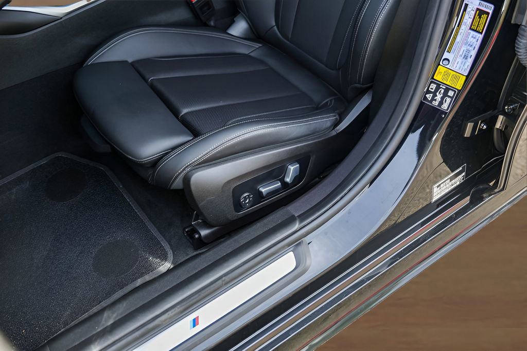 Used 2023 BMW M340i xDrive w/ Premium Package image 8