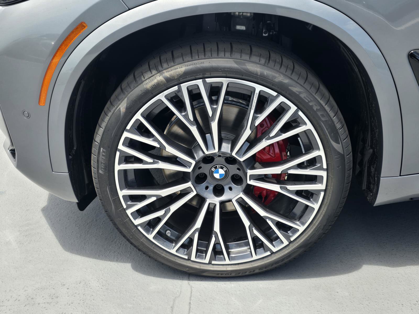 New 2026 BMW X5 xDrive40i w/ Executive Package AWD/4WD image 8