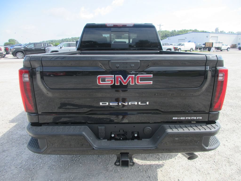 New 2026 GMC Sierra 2500 Denali w/ Denali Reserve Package AWD/4WD image 5