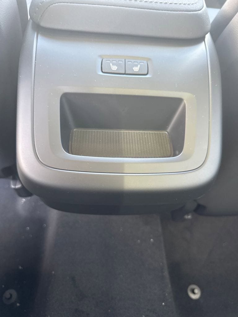 New 2026 Volvo XC60 B5 Plus w/ Protection Package Premier image 7
