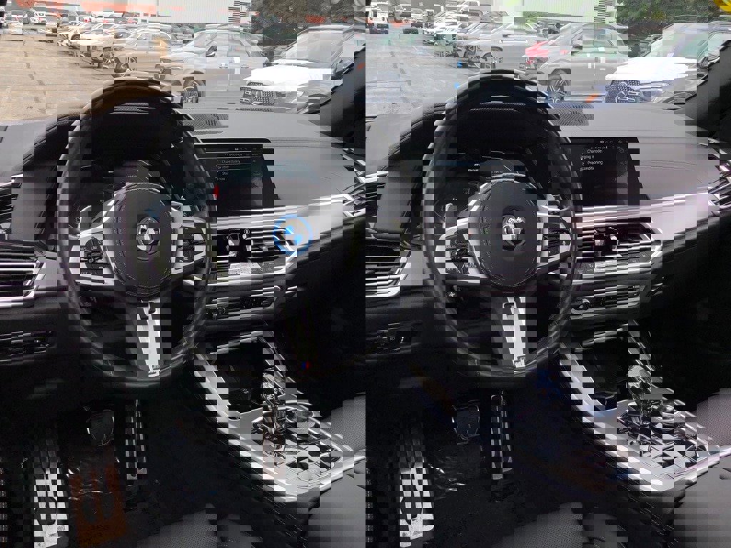 Used 2023 BMW X5 xDrive45e w/ Executive Package image 19