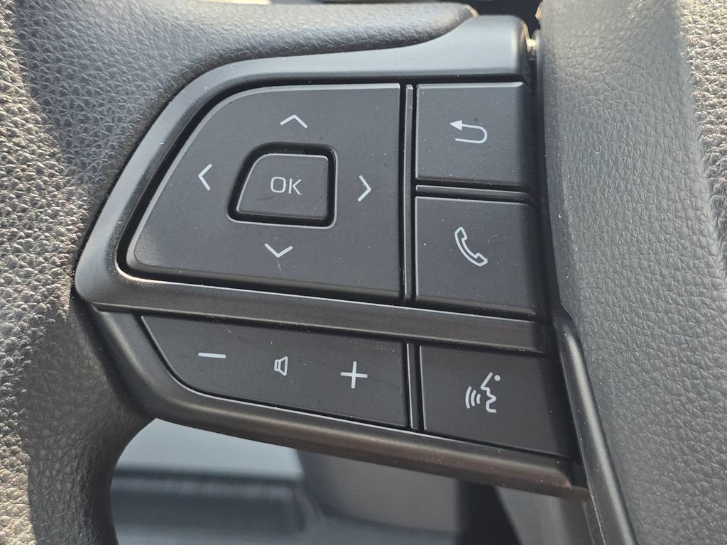 Used 2026 Toyota Sienna LE FWD image 37