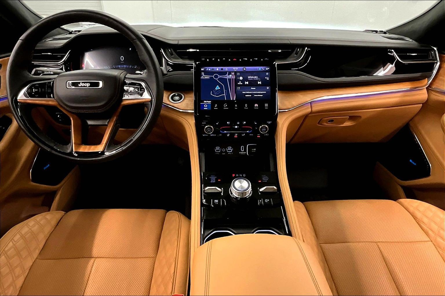 Used 2024 Jeep Grand Cherokee Summit image 18