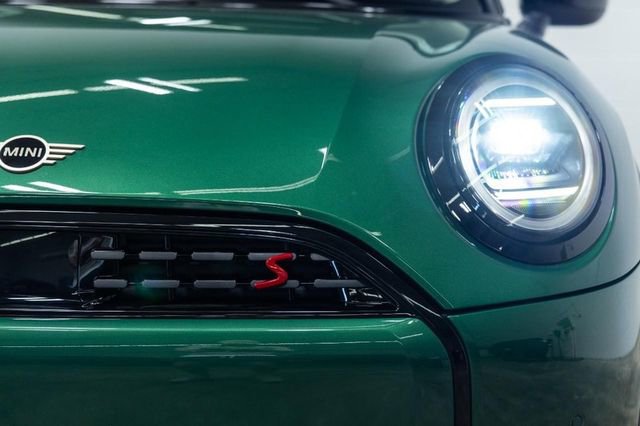 Certified 2025 MINI Cooper S image 8