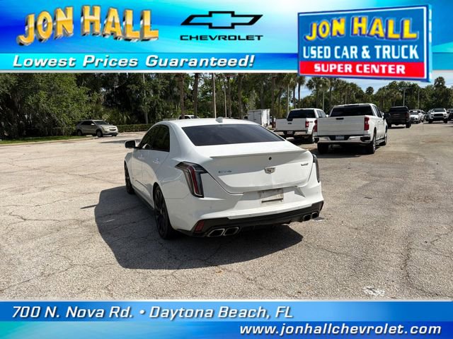 Used 2022 Cadillac CT4 V w/ Technology Package image 9