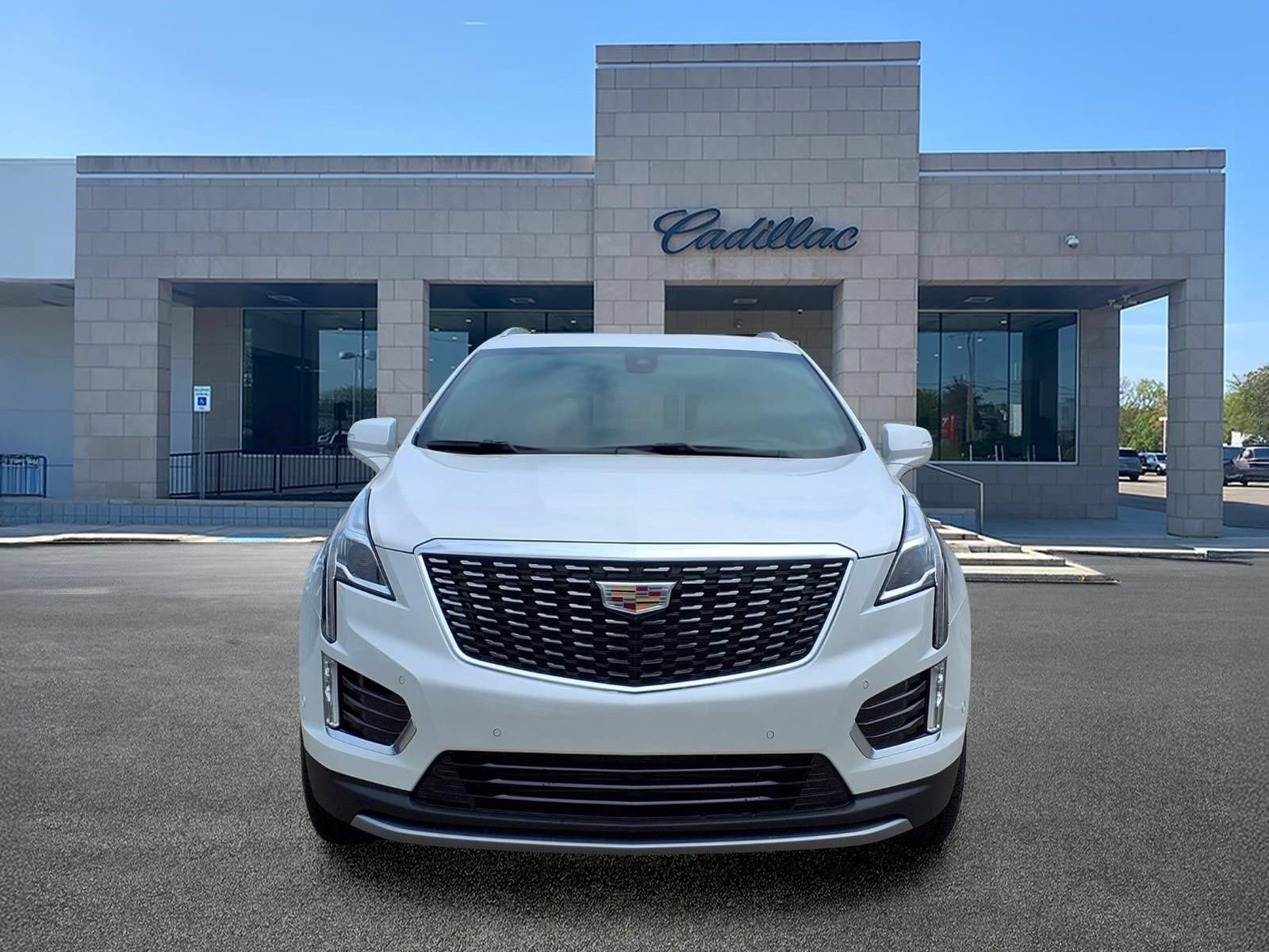 New 2026 Cadillac XT5 Premium Luxury AWD/4WD image 2