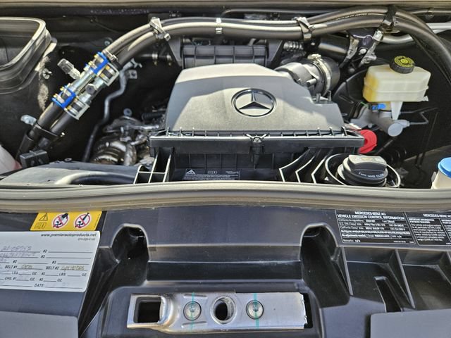 Used 2023 Mercedes-Benz Sprinter 2500 image 31