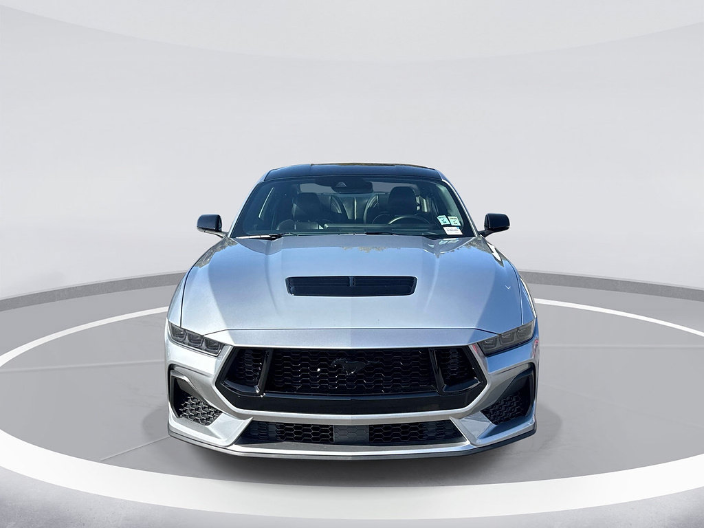 Used 2025 Ford Mustang GT Premium RWD image 2