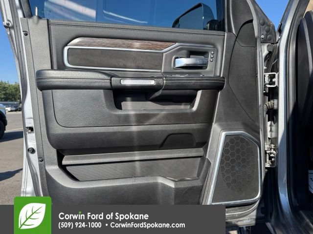 Used 2019 RAM 2500 Laramie AWD/4WD image 17