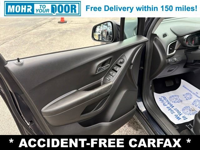 Used 2022 Chevrolet Trax LT AWD/4WD image 12