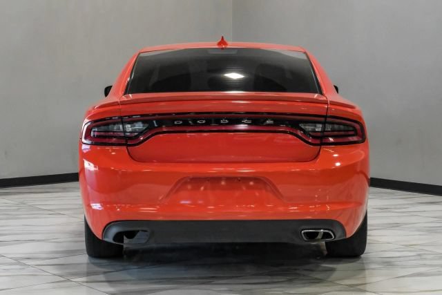 Used 2017 Dodge Charger R/T RWD image 15