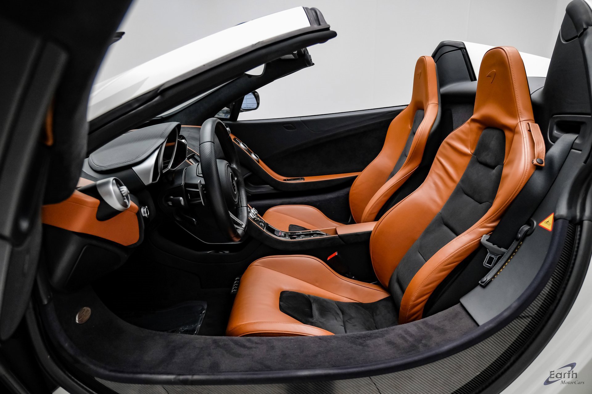 Used 2013 McLaren MP4-12C Spider image 44