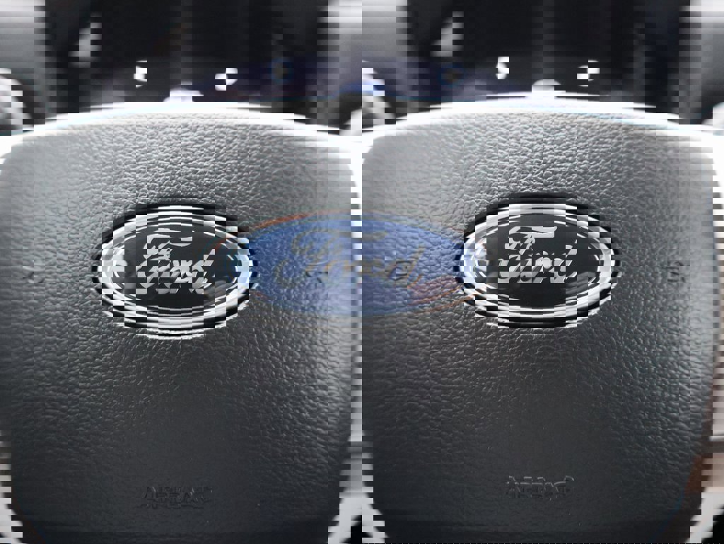 Used 2025 Ford Explorer Active w/ Active Comfort Package image 29