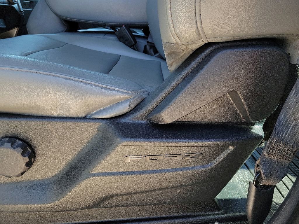Used 2025 Ford F250 XL w/ XL Chrome Package image 20