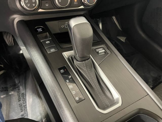 Used 2025 Nissan Kicks S AWD/4WD image 10