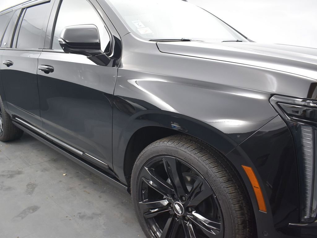 Certified 2026 Cadillac Escalade ESV Sport w/ Touring Package AWD/4WD image 38