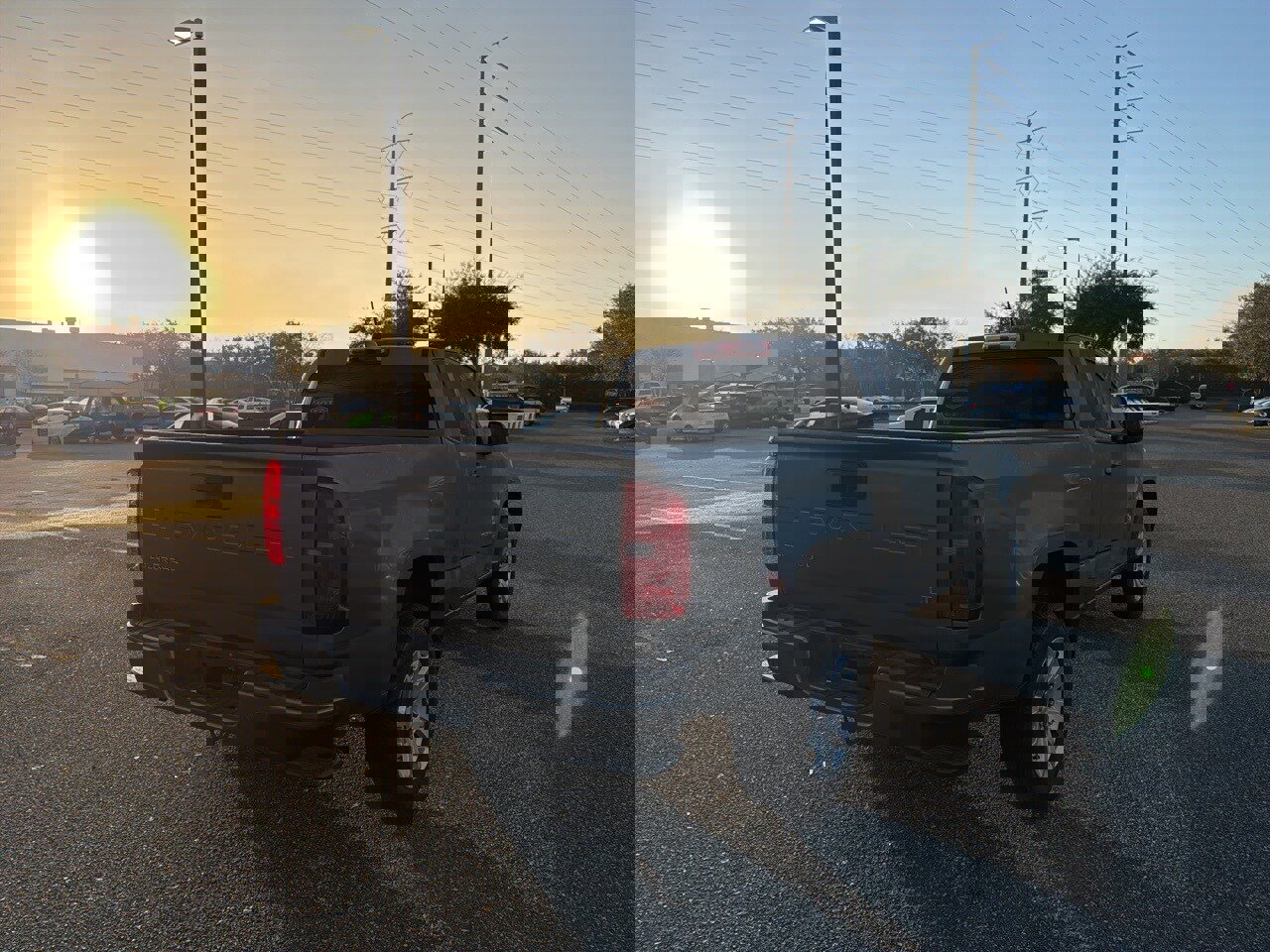 Used 2022 Chevrolet Colorado LT w/ Fleet Safety Package image 5