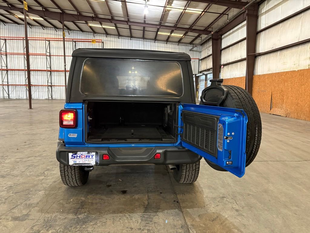 Used 2022 Jeep Wrangler Unlimited Sahara image 13