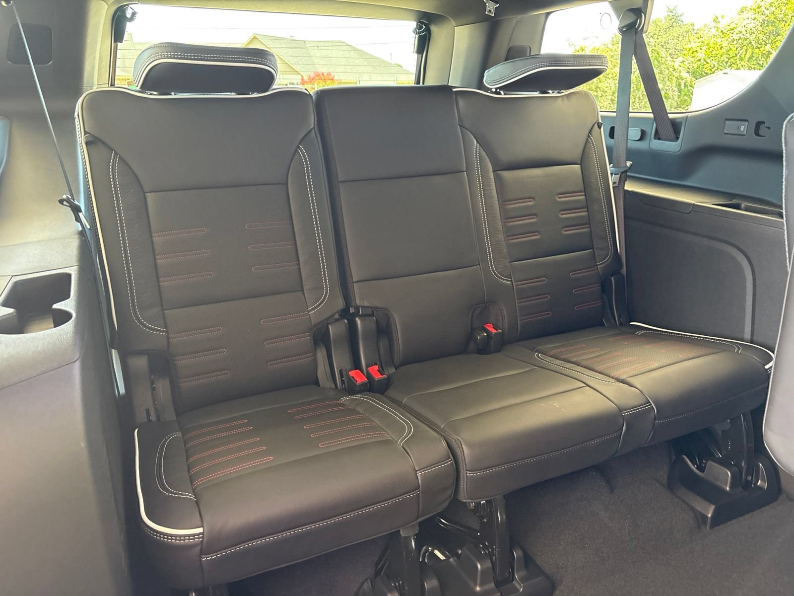 New 2026 GMC Yukon XL AT4 Ultimate AWD/4WD image 25