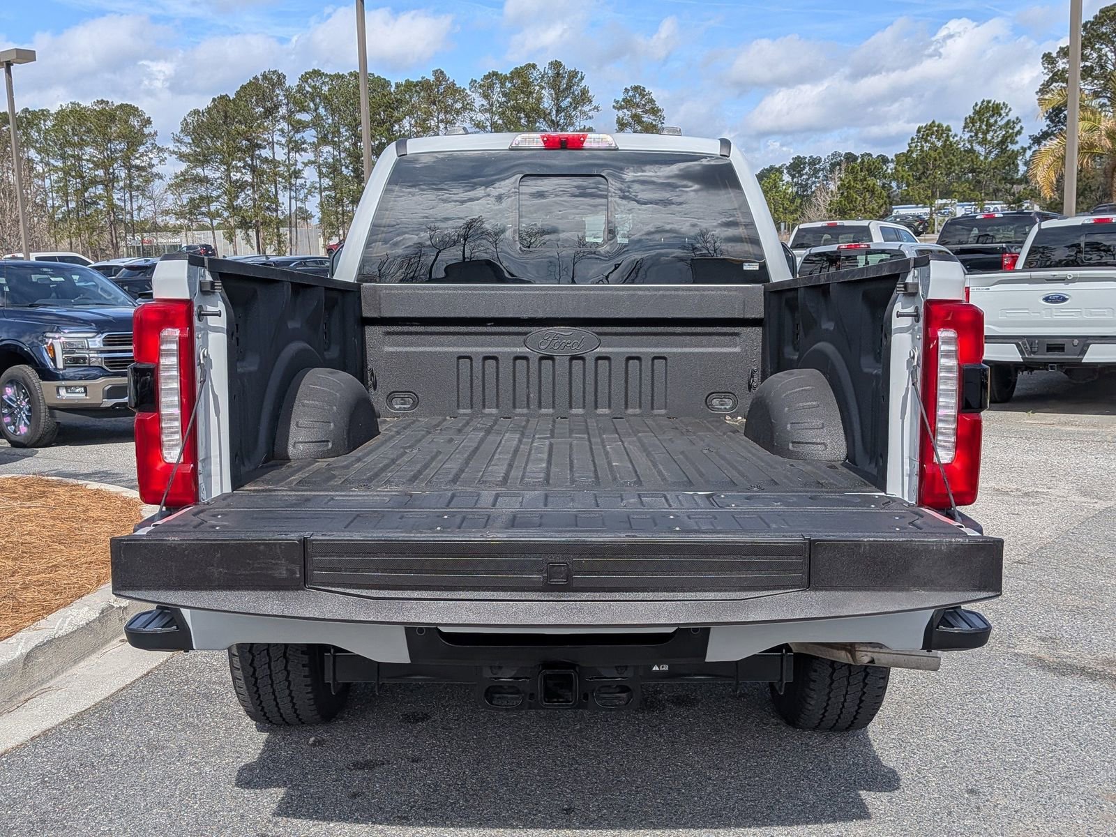 Certified 2026 Ford F250 Lariat w/ Black Appearance Package image 14