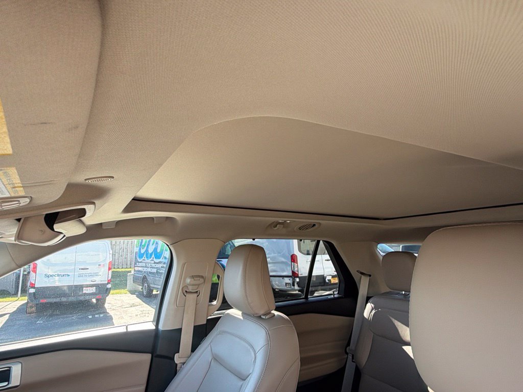 Certified 2022 Ford Explorer Limited AWD/4WD image 33