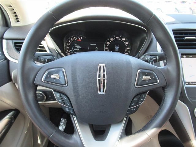 Used 2018 Lincoln MKC Reserve image 21