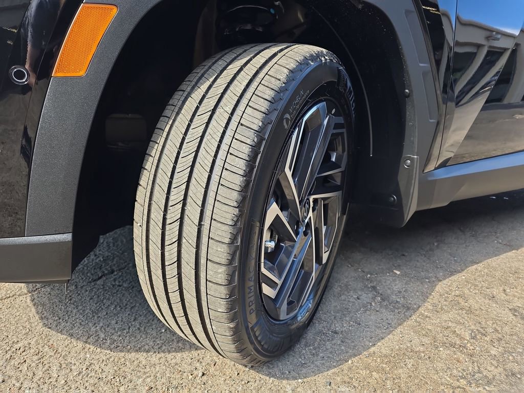 New 2025 Hyundai Tucson Limited image 38