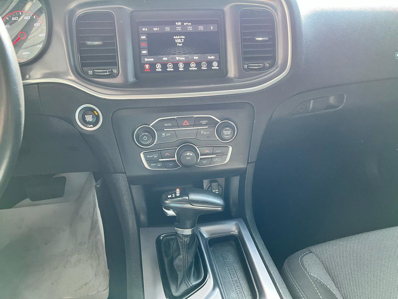 Used 2020 Dodge Charger SXT w/ Blacktop Package image 26