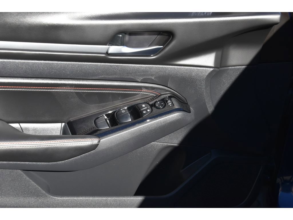 Used 2023 Nissan Altima 2.5 SR w/ SR Premium Package image 25