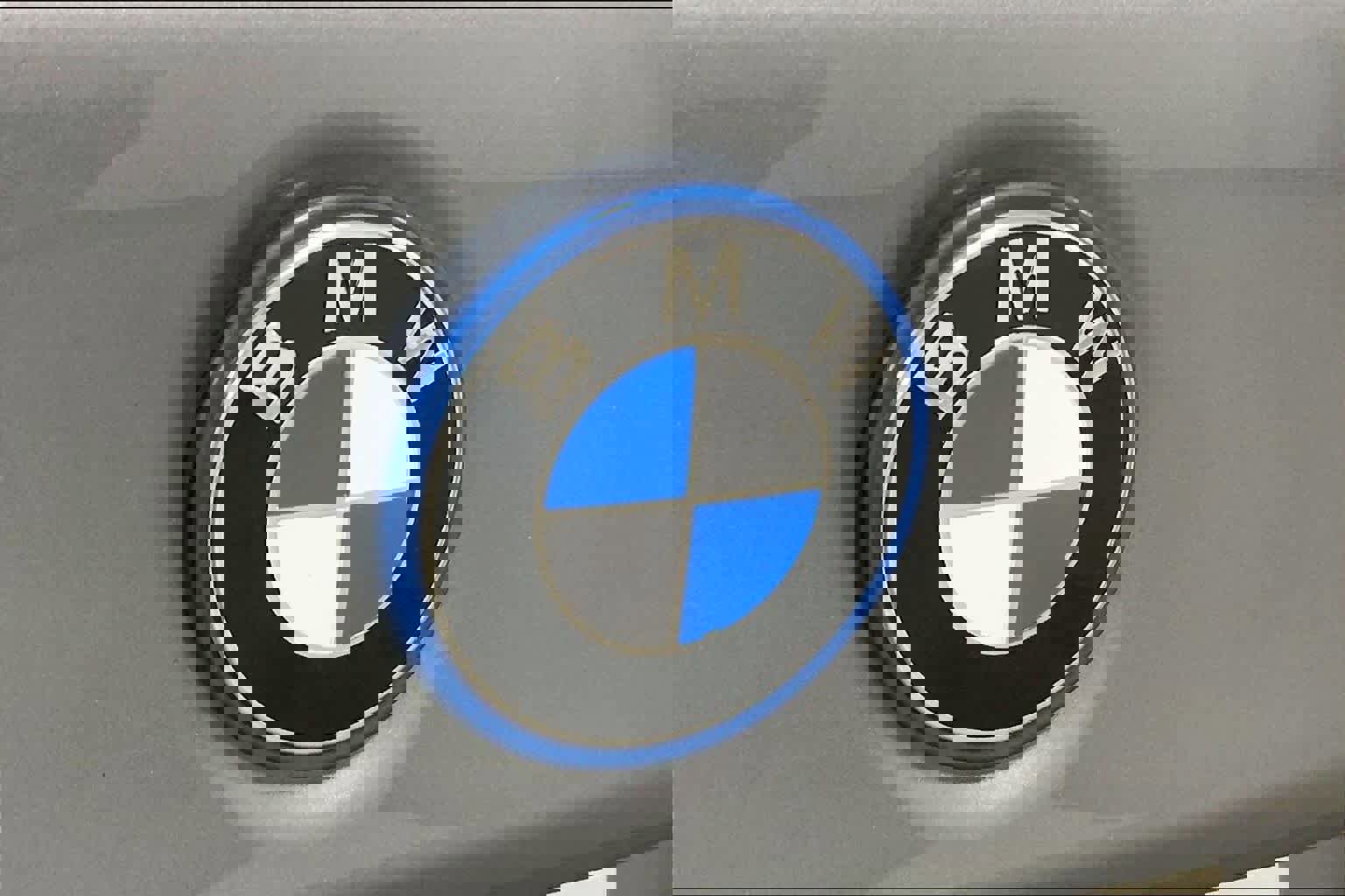 Certified 2023 BMW 530e xDrive w/ Premium Package image 29